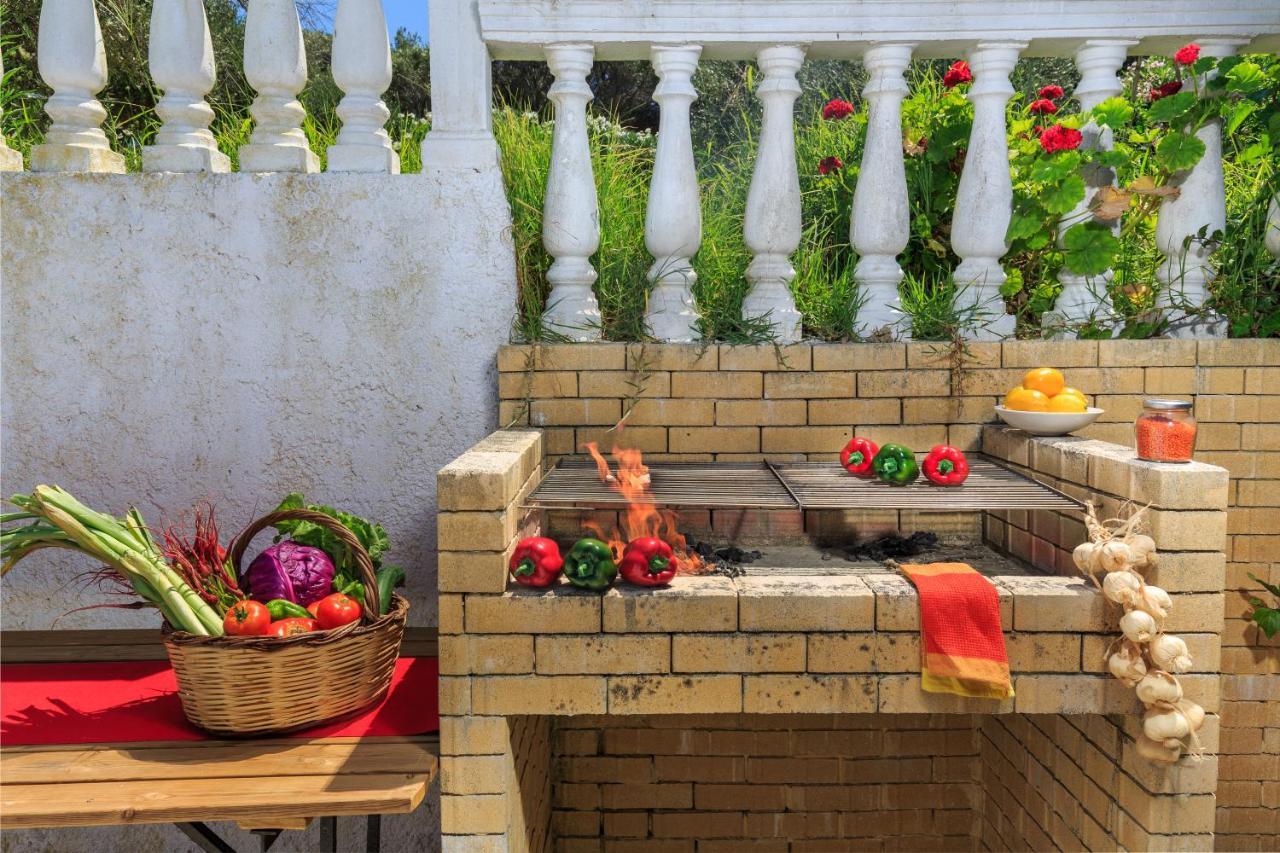 Villa Quietude Agios Stefanos Avliotes  Екстериор снимка