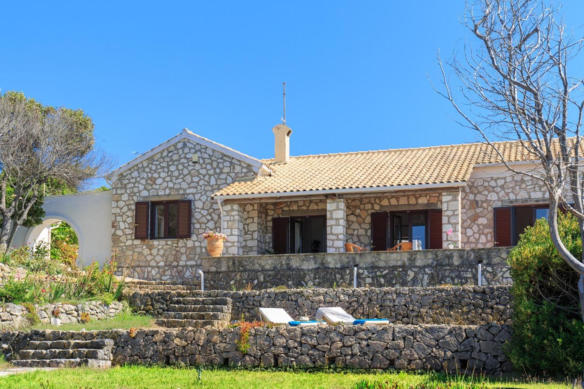 Villa Quietude Agios Stefanos Avliotes  Екстериор снимка